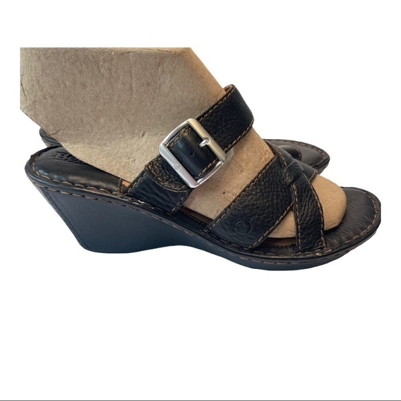 Born Women's Brown Pebbled Leather Strappy Summer Slide On Wedge Sandal Size 10 - Picture 4 of 11